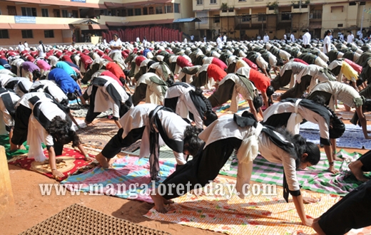 Yoga Guinness Record in Mangalore / Yoga for Future